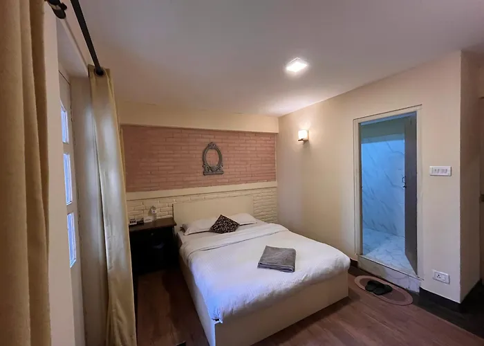 Suryamoon Bed & Breakfast
